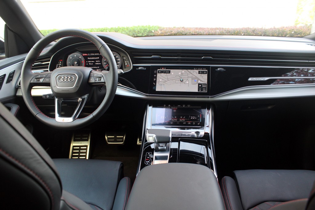 Audi Q8 (3)