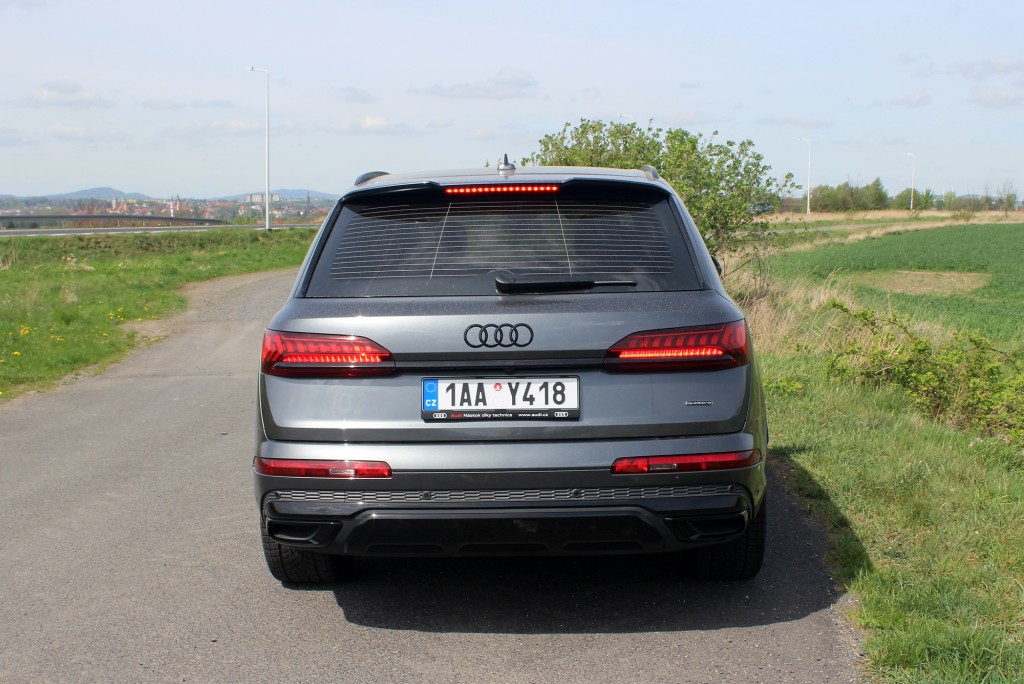 Audi Q7 pancéřovaná (14)