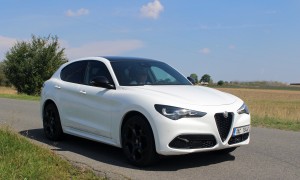 Alfa Romeo Stelvio (2)