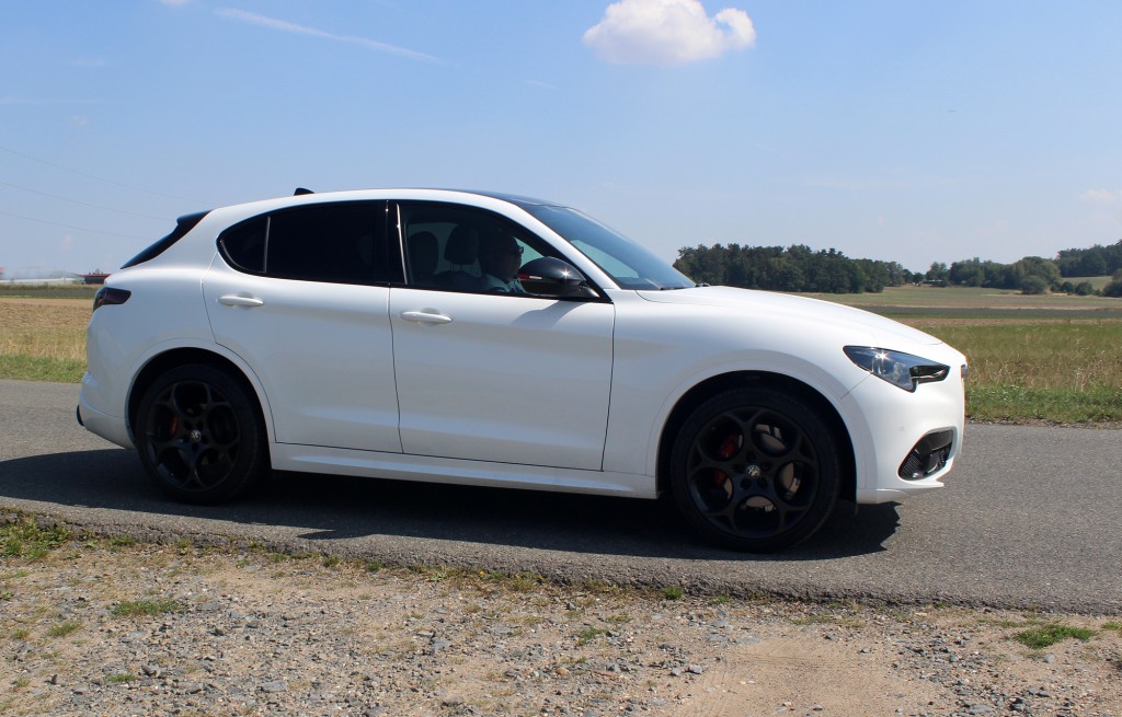 Alfa Romeo Stelvio (3)