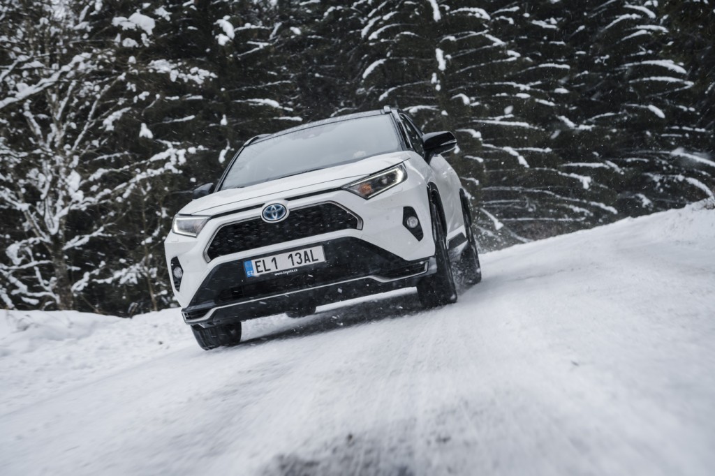 TOYOTA_RAV4_PLUGIN_HYBRID