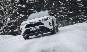 TOYOTA_RAV4_PLUGIN_HYBRID